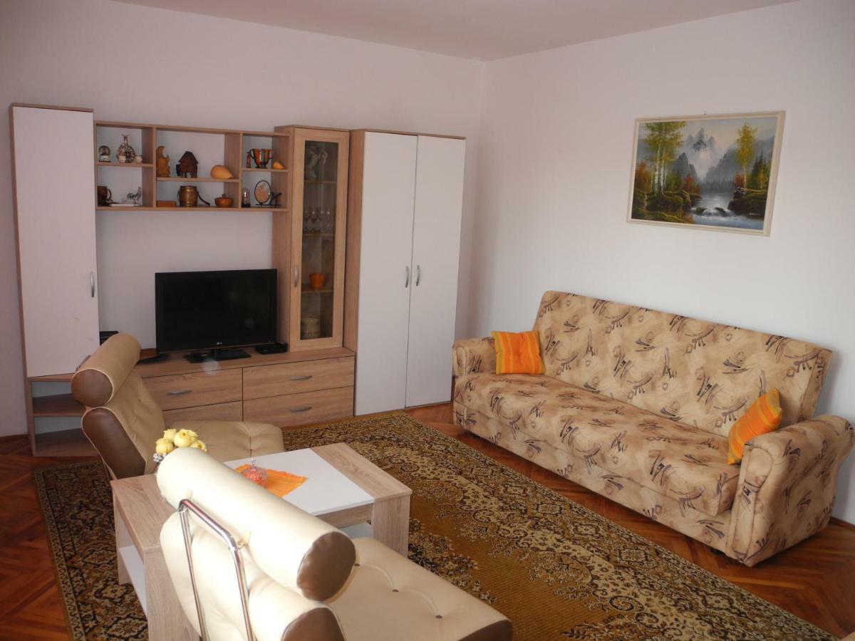 Apartments Karla Цриквеница Экстерьер фото